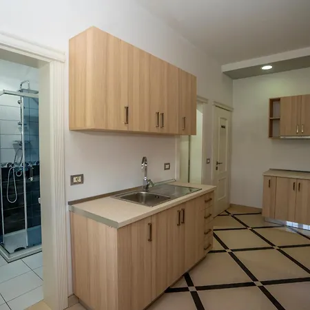 Hostel Mani Shkoder